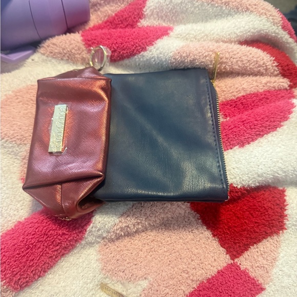 SeneGence Vibrant Eyeshadow Collection 16 pieces shadows, eyeliner, mascara bag - Picture 2 of 2